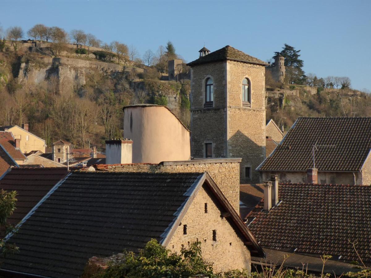 Le Saint Jean Crémieu Exterior foto