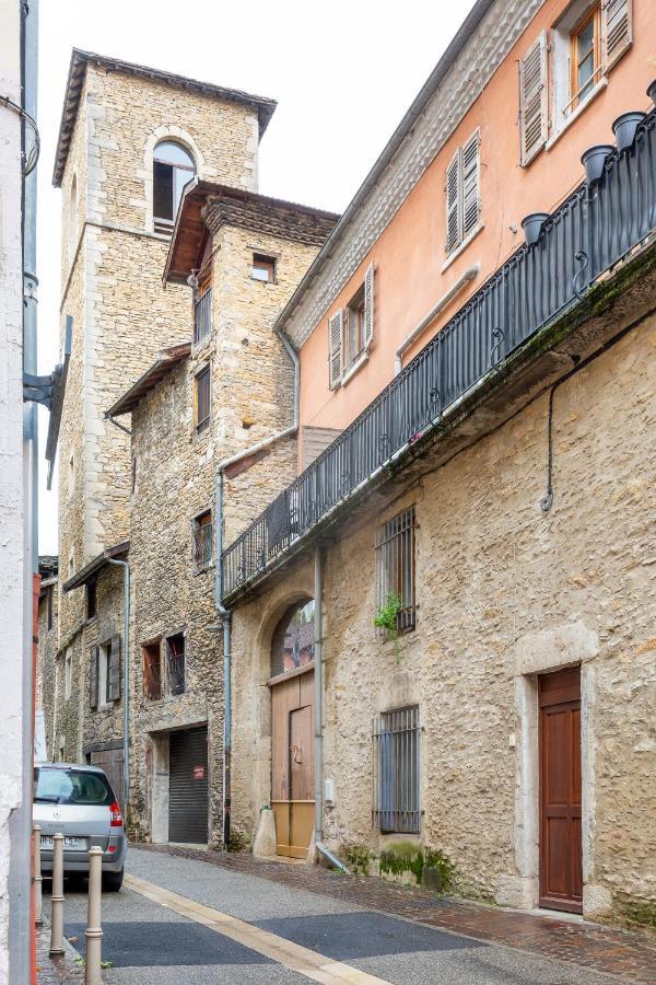 Le Saint Jean Crémieu Exterior foto